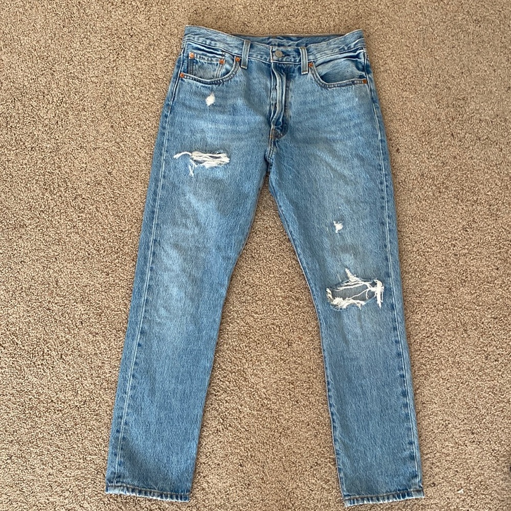 Levi’s jeans size 29, like new